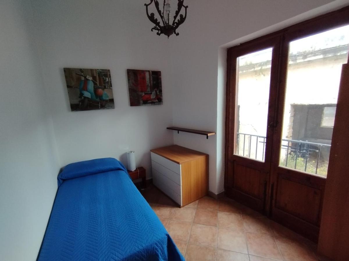 Apartment By The Market Palermo Exterior photo
